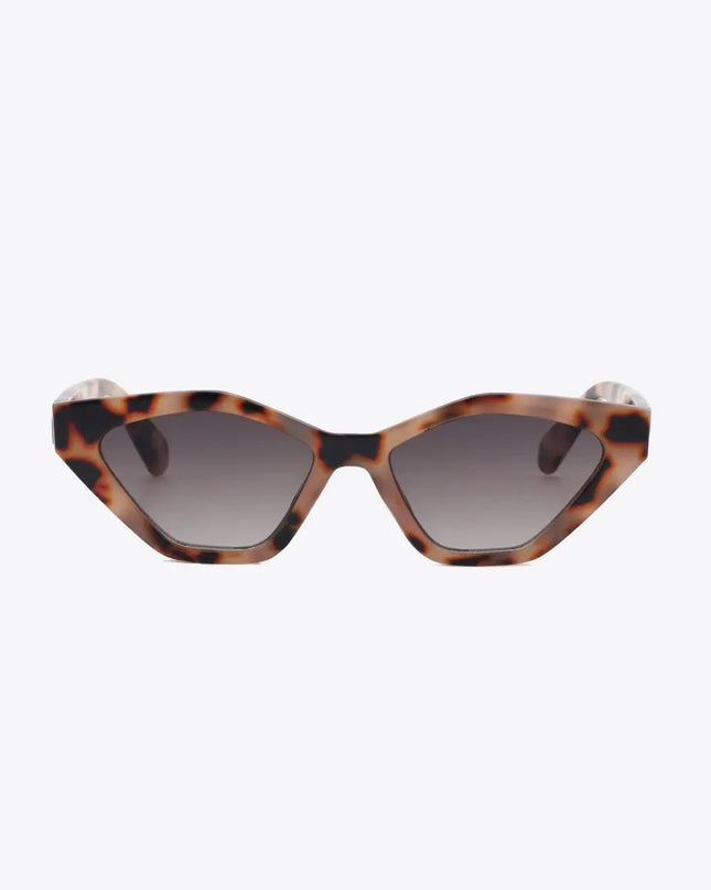 Retro Angular Cat Eye UV400 Sunglasses