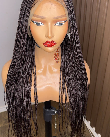 22 inches brown knotless braids