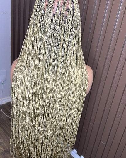 Darkroot honey blonde