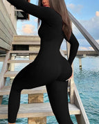 L / Black