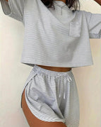 Gray / S