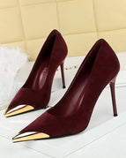 Ankela Red / 34