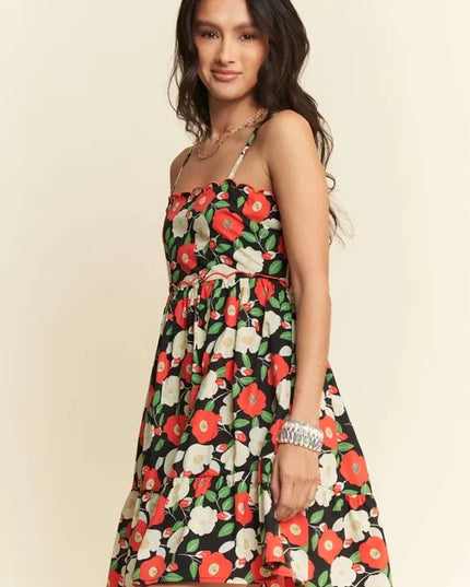Davi & Dani Floral Mini Dress: Scalloped Cutout Back, Summer Style