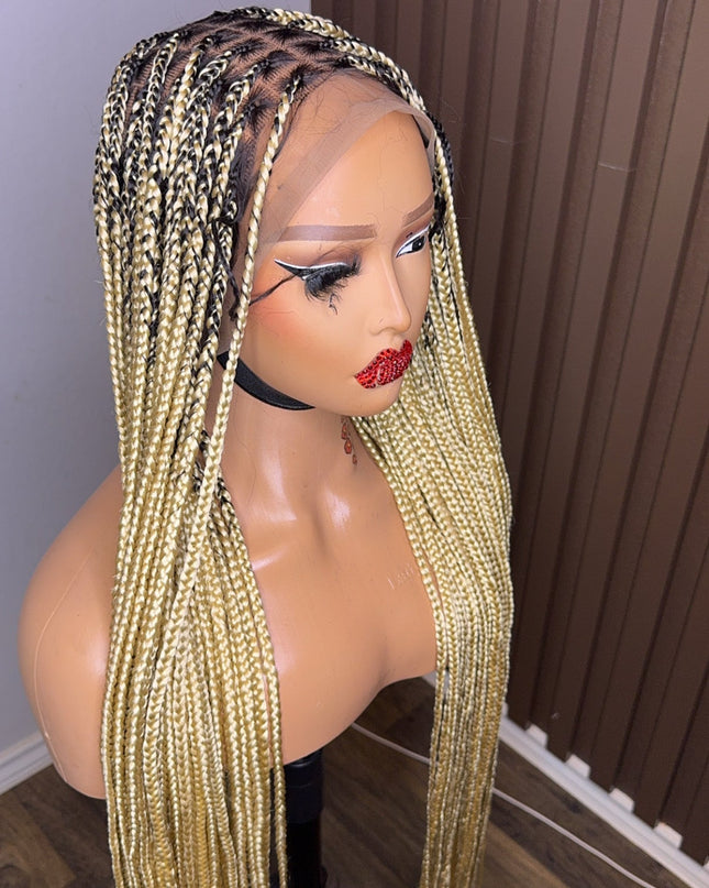 Darkroot 613 knotless braid