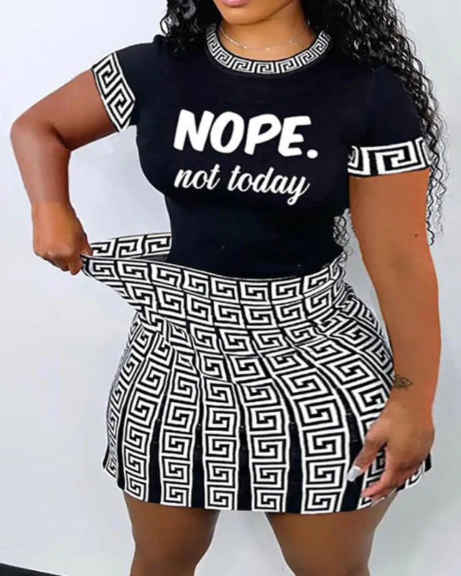 Women's Two Piece Geometric Print Skirt Set