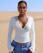 S / White