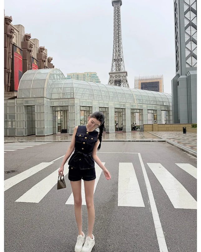 High Waist Ladies First Design Denim Shorts Spring New Style Slimming Outer Pocket Button Casual Pants for Women Urban Fashion Icon