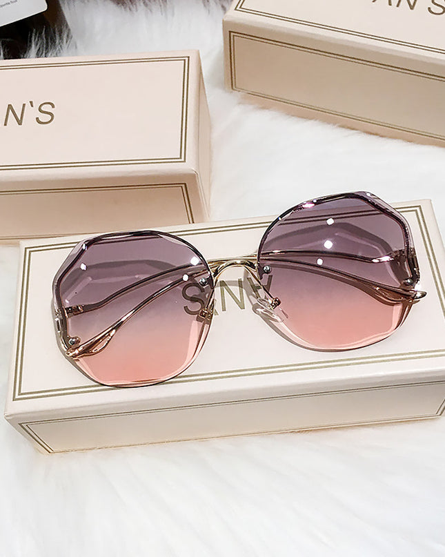 Women's Stylish Vintage Oversized Square Gradient Sunglasses | ZAKAPOP