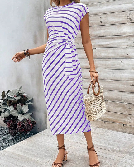 Elegant Waist Strap Striped Round Neck Short Sleeve And Long Pattern Dress